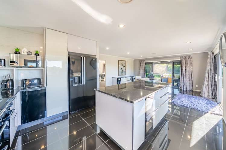 85 King Arthur Drive Otaihanga_8