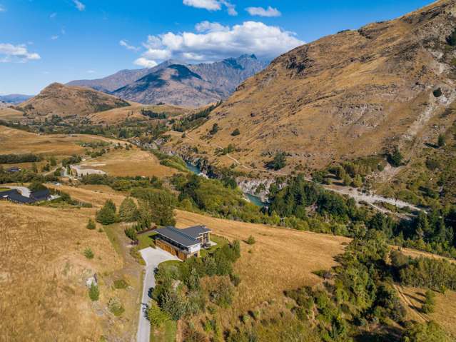 SHOTOVER RIVER SIDE RESIDENCE