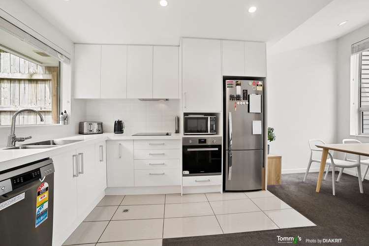 27/31 Princess Terrace Newtown_6