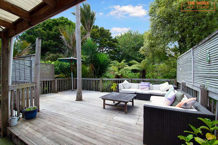 54 Terry Street Blockhouse Bay_36