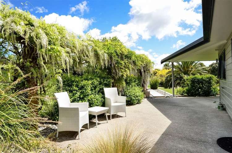 1 Cloverfields Drive Waimauku_5