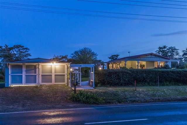 703 Waitakere Road Kumeu_1