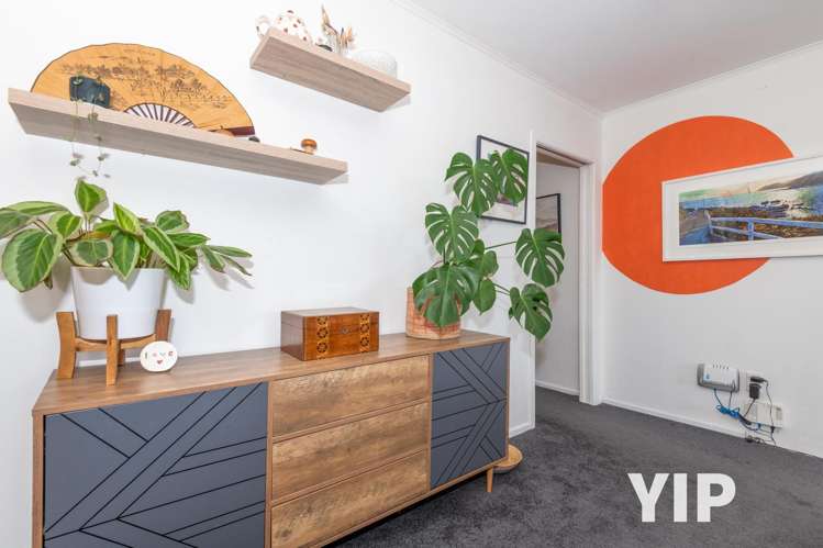 7 Catherine Crescent Paparangi_6