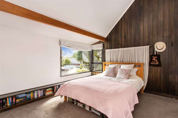 305 Avonhead Road Avonhead_14