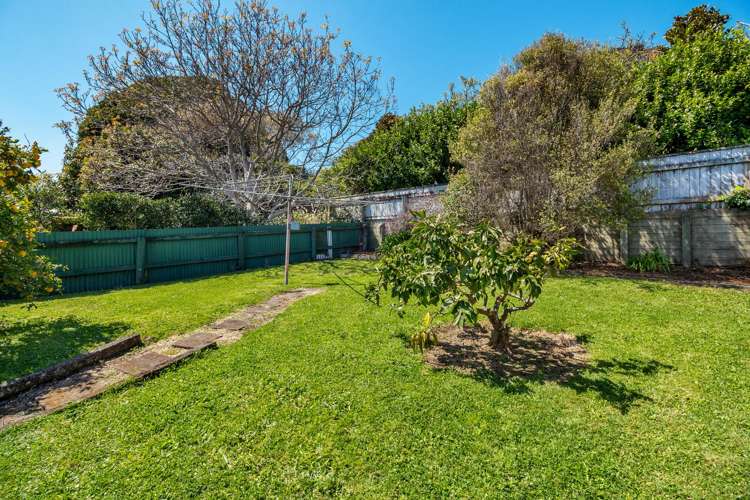 44 Gilbert Street New Plymouth Central_23