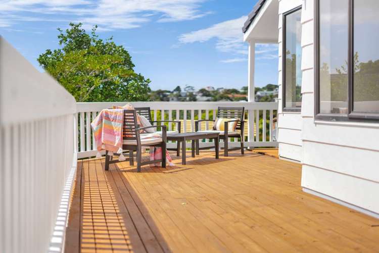 1/135 Oaktree Avenue Browns Bay_8