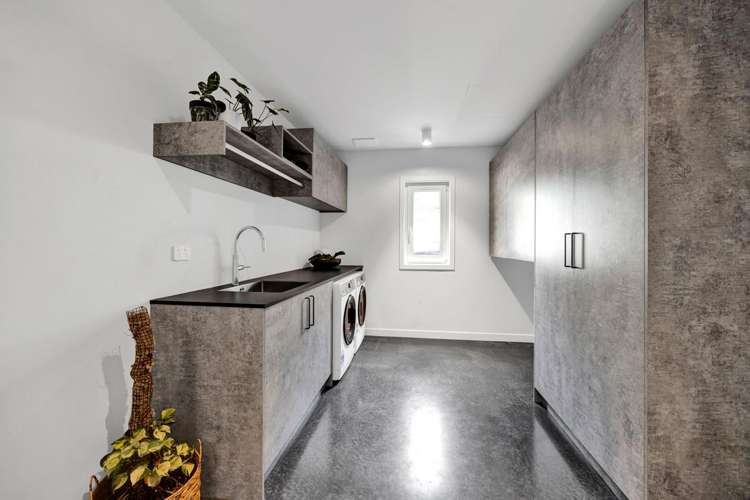 21 Washer Road Omata_22