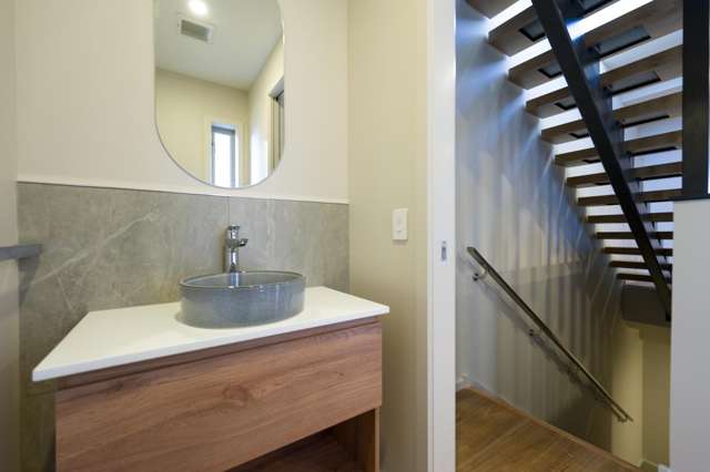 7/317 Hardy Street Nelson City_3