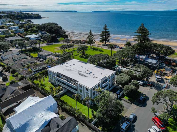 14/8 Sidmouth Street Mairangi Bay_25