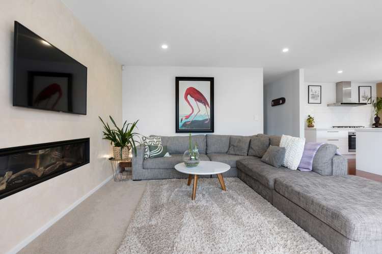 8 Irvines Track Halswell_7