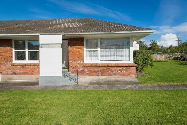 1/15 Gladstone Road Northcote_1