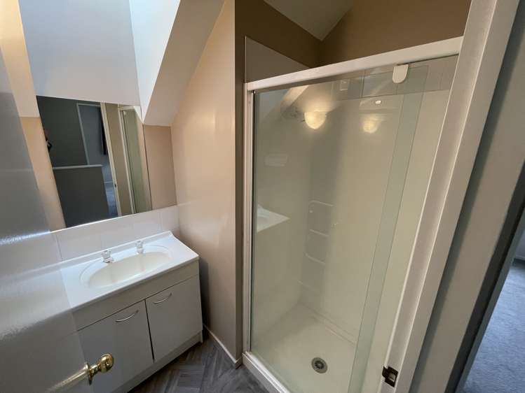 1/84 Shakespeare Road Waltham_7