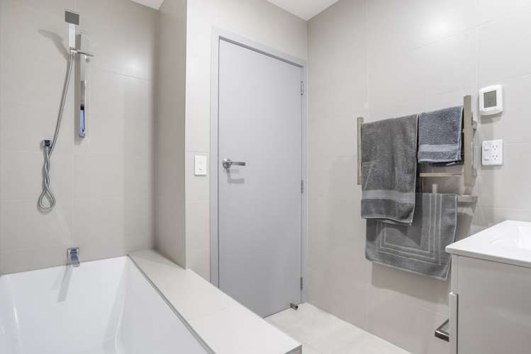 3b Edgerton Road Te Atatu Peninsula_24