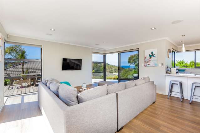 39 Roberta Crescent Orewa_4