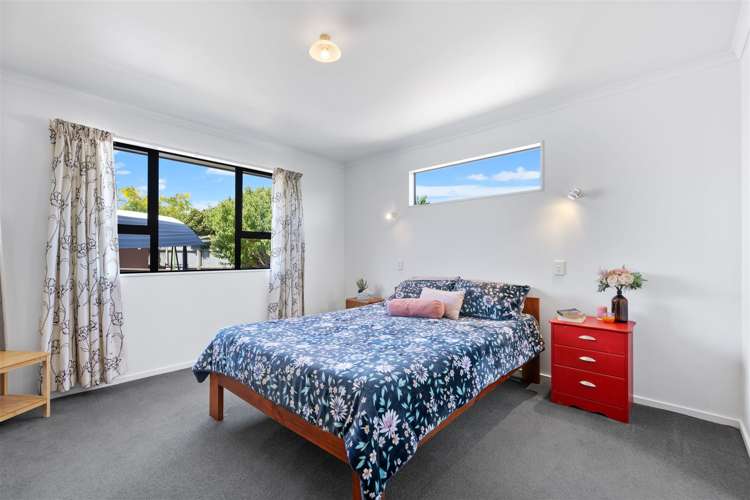 12 Takapu Place Bromley_13