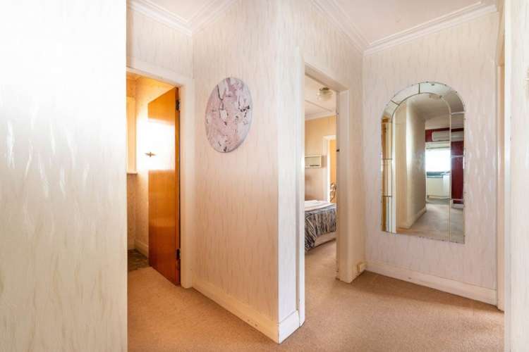 146 Easther Crescent Kew_17