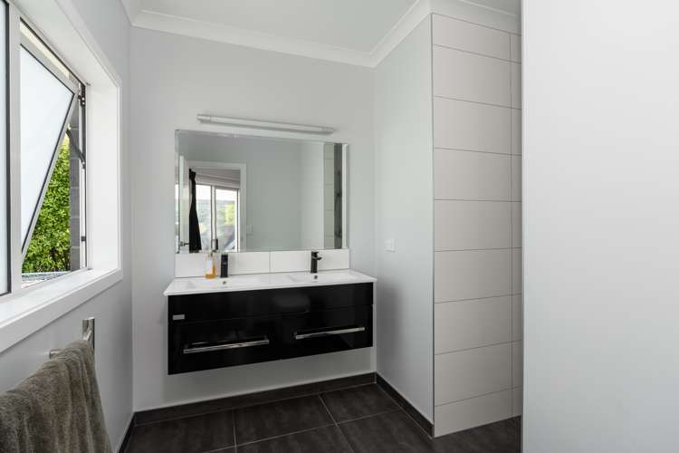 15 Maple Grove Acacia Bay_9