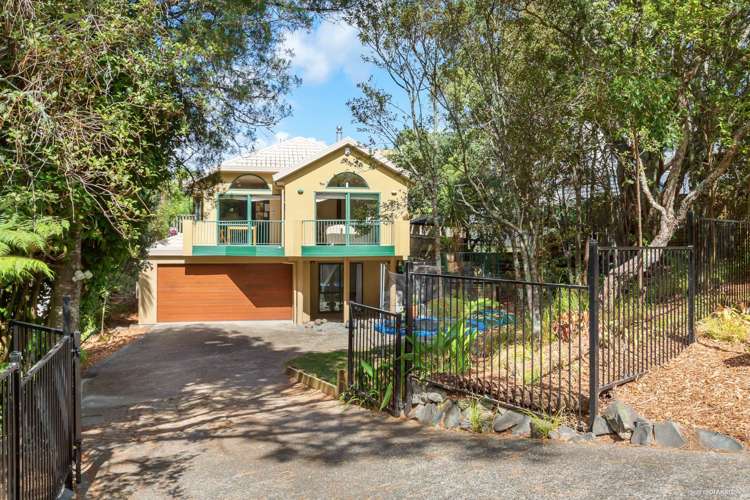 61a Cliff Road Torbay_17