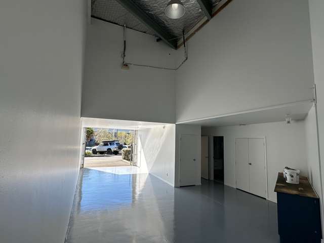 22/6 Airborne Road Albany_1