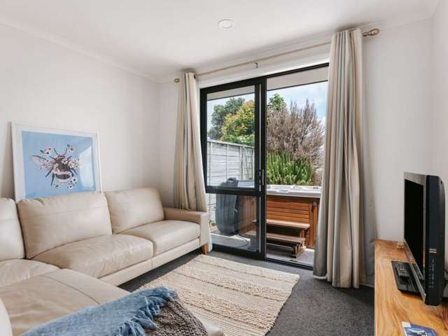 8/4 Greystone Place Omokoroa_4