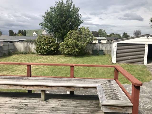 7a Mountfort Grove Feilding_1