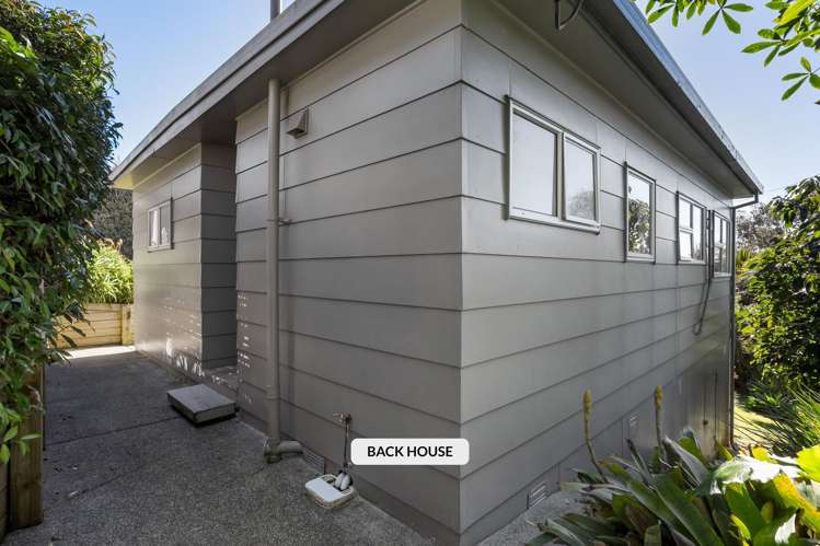 57 Onewa Road Northcote_18