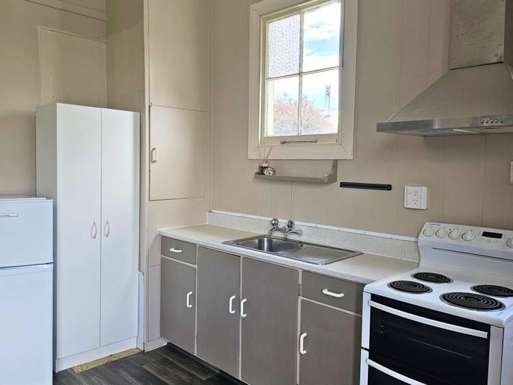 2/192 Scott Street Redwoodtown_0