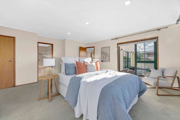 212 Whitford Road Shamrock Park_16