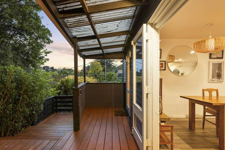 19 Laingholm Drive Laingholm_14