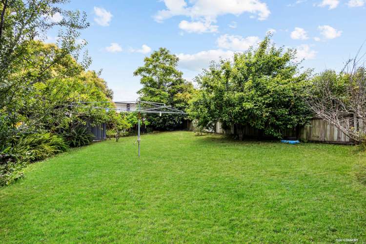 17 Amberley Avenue Te Atatu South_6