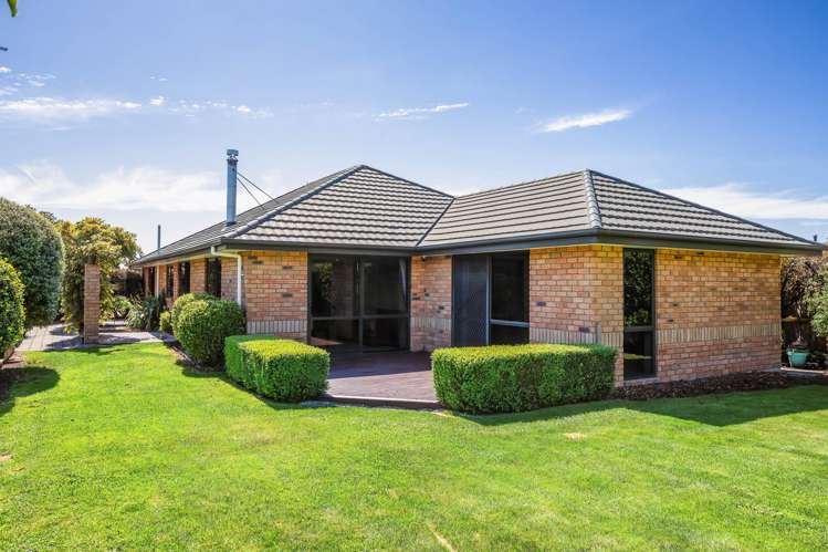 24 Paget Drive Woodend_2