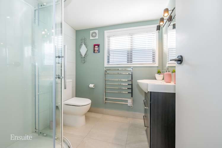 31 Tory Street Petone_14