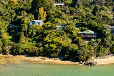 683 Queen Charlotte Drive_1