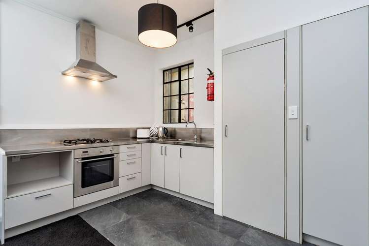 LES/183 Karangahape Road Auckland Central_3