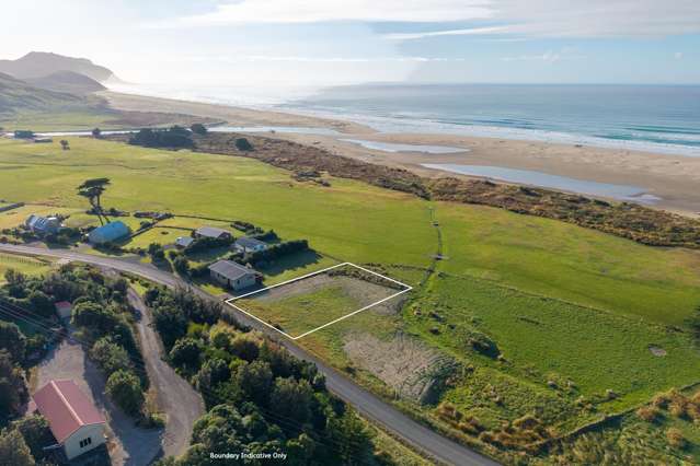 Coastal section at Herbertville Beach