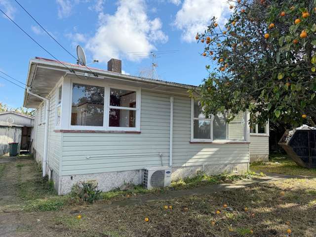 Taskanini, 3 Bedrooms,1 bathroom