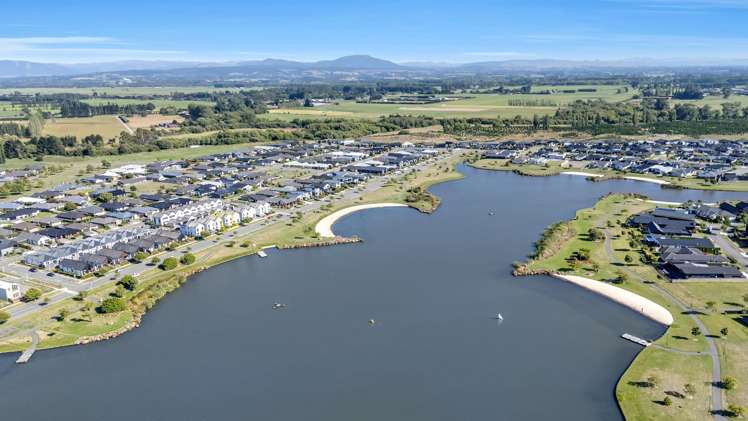 27d Lakeside Drive Pegasus_19