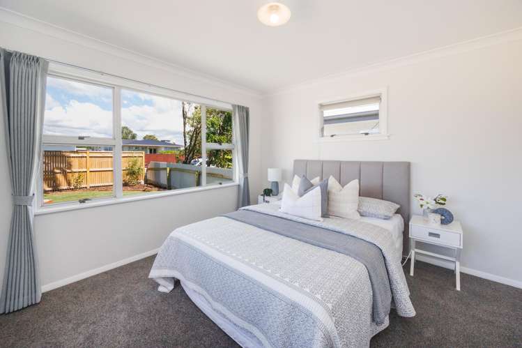 5 Belvedere Crescent Takaro_13