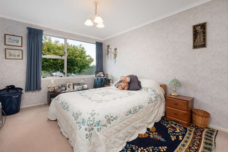 4 Jonathon Street Brookfield_8