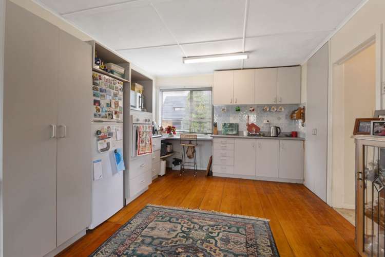 27 Roys Road Weymouth_5