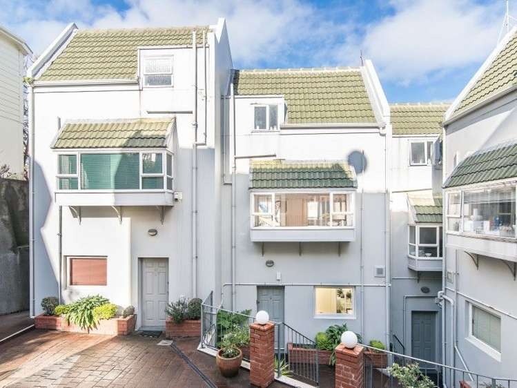 9/2 Mcfarlane Street Mount Victoria_19