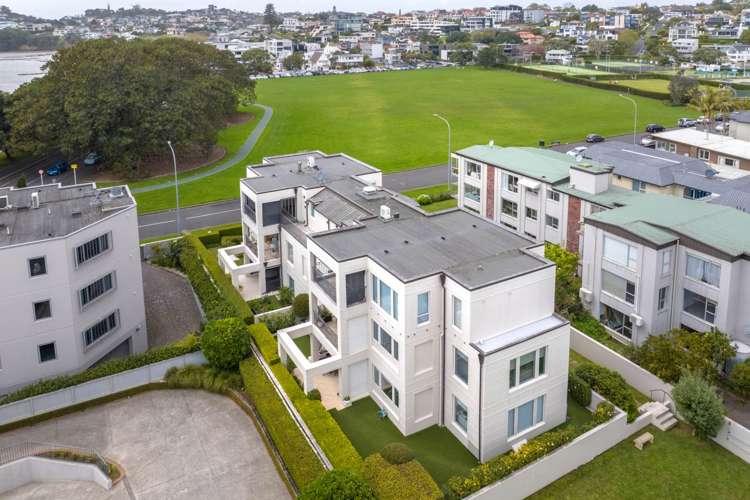 2/5 The Parade St Heliers_3