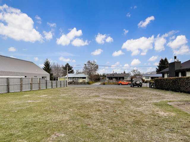 Twizel Town Section on Totara Dr.