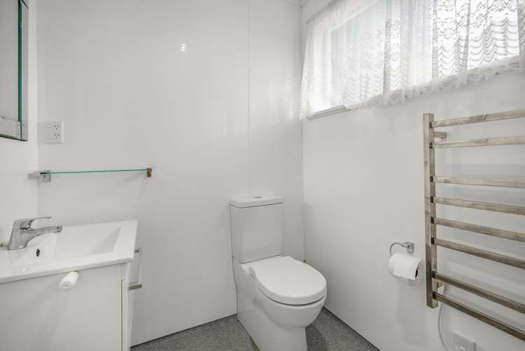 80 Longfellow Street Trentham_14