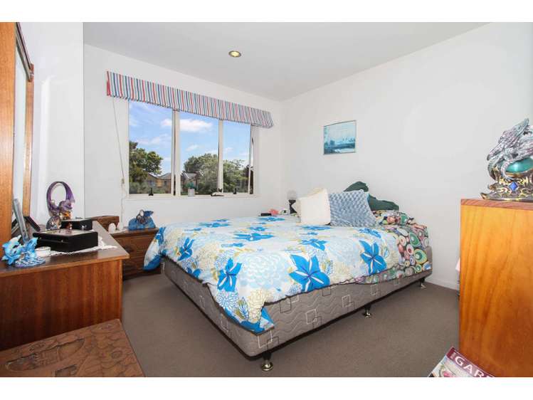 57 Masons Road Oteha_10