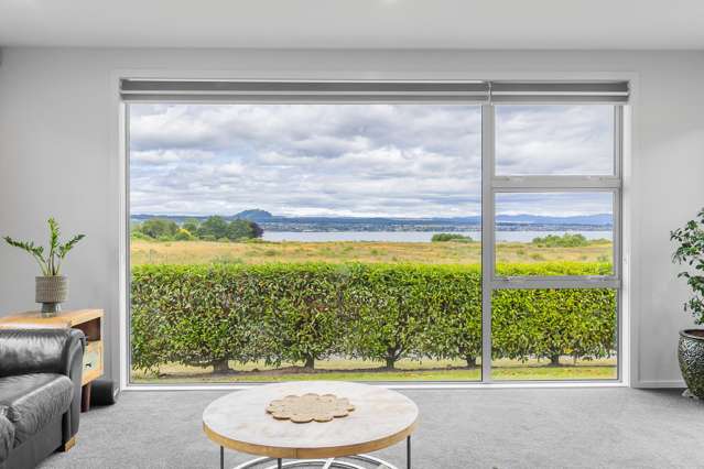 Beaut Location, Beaut Views, Beaut Home