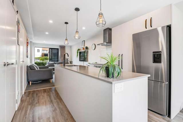 4 Orca Drive Stanmore Bay_4