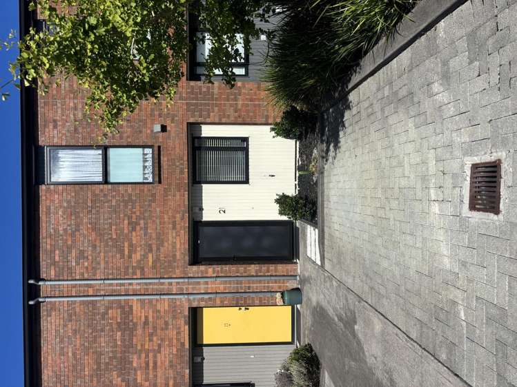 21 Kerewhenua Crescent Hobsonville_12