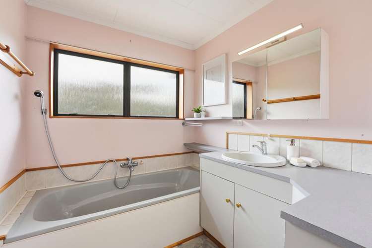 2 Bullock Drive Springvale_23