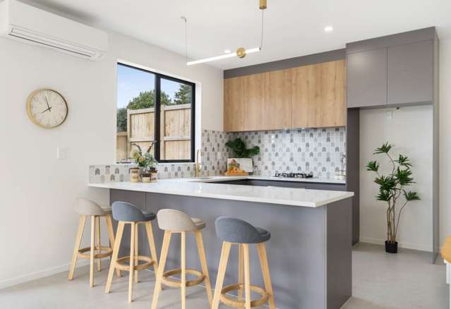 3/5 Mackenzie Street Te Atatu Peninsula_3